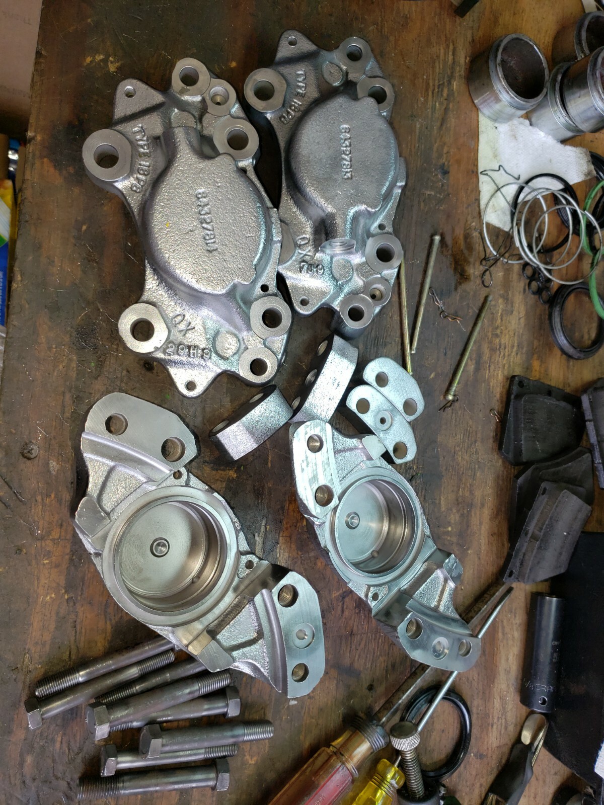 ROLLS ROYCE FRONT BRAKE CALIPERS REBUILT READY TO INSTALL SHADOW WRAITH