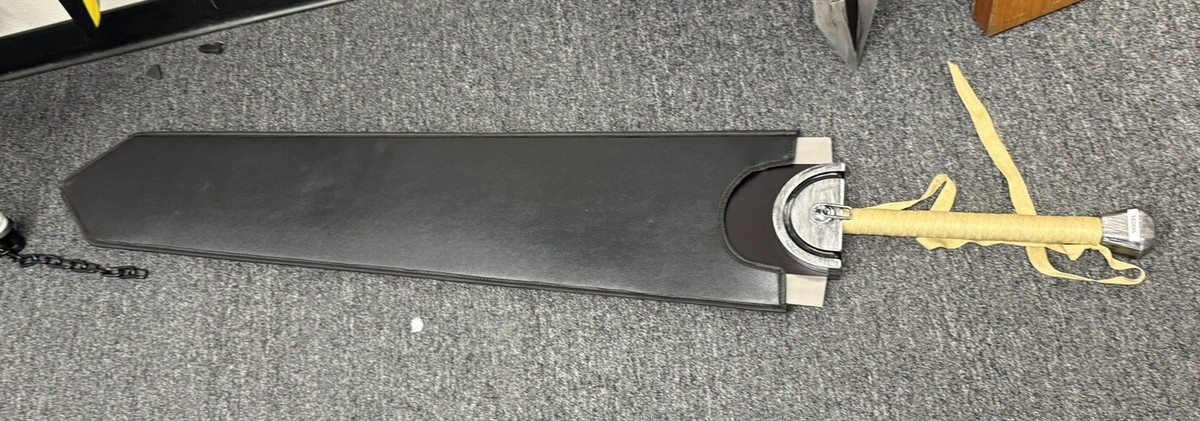 Gut Dragon Slayer Berserk Sword 1:1 Metal Sword Stainless Steels61