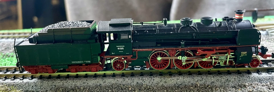 Arnold 2544 N DRG Schlepptender-Lok BR 18 in OVP Zustand 2 (SPR) - Bild 2 von 4