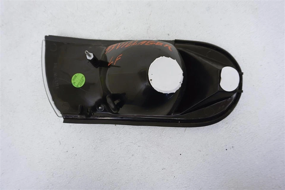 Nissan Quest 1994 luz de giro lateral del conductor luz de esquina lámpara de estacionamiento - mercado de accesorios Foto 2 de 4