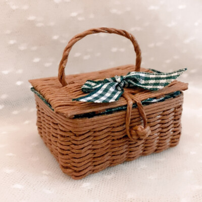 Weave Handmade Miniature 1/6 Scale Dollhouse Picnic Storage Basket