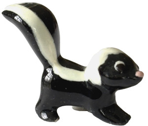 Vintage HAGEN RENAKER Little Skunk w/ Pink Nose Porcelain Figurine