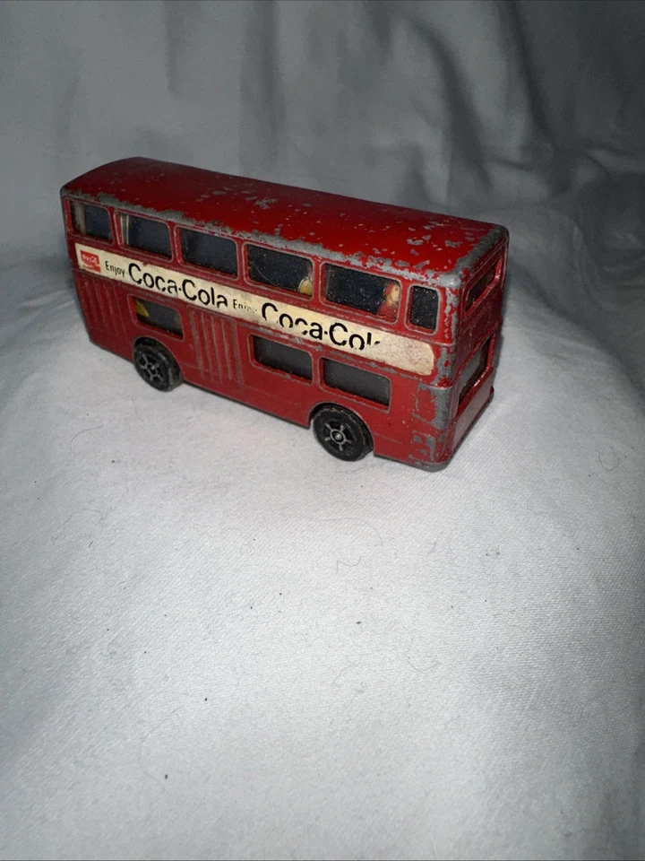 VTG CORGI JUNIOR Coca Cola DAIMLER FLEETLINE BUS DIE CAST DOUBLE DECKER BRITAIN - Image 3 of 4