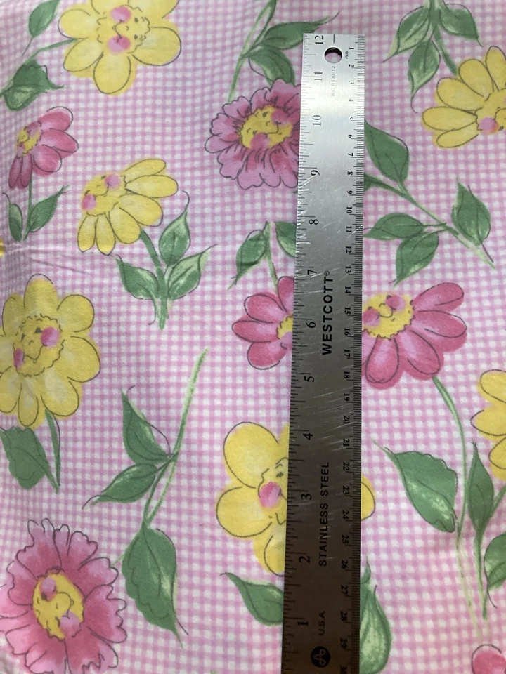 Daisy Kingdom Flower Party Flowers on Gingham Flannel Fabric Donna Dewberry 7/8Y - Image 2 of 3