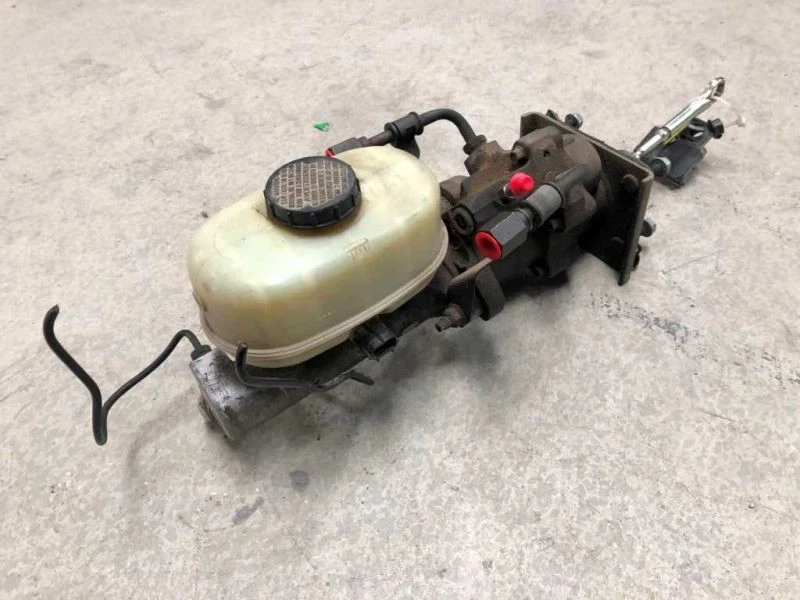 99-02 Ford F250 Super Duty USADO 7.3L 4x4 Potencia Freno Booster con Cilindro Maestro Foto 3 de 4