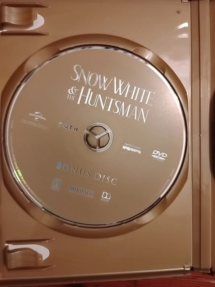 Snow White And The Huntsman DVD *Disc ONLY - Image 3 of 4