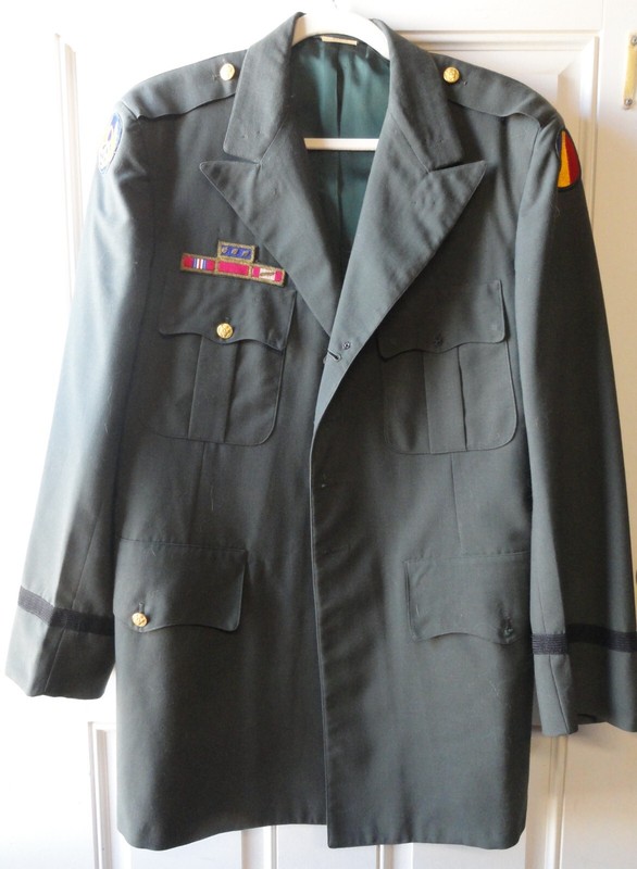 1966 8th Army Air Force Man's Tropical Coat DSA-100-3695 - with Bullion Ribbons