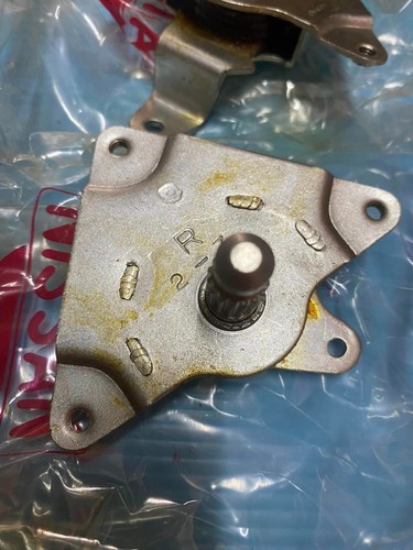 Datsun 410 411 Bluebird REMOTE CONTROL Regulator Door Handle Genuine NOS JAPAN - Picture 8 of 12