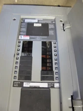 Siemens S1 Panelboard 250 Amp Main Lug 120/208 Volt 3P4W 18 Circuit - E982