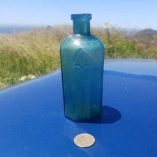 Antique Green Rumford Chemical Works Bottle! OLD Green Chemistry Bottle! Bubbles