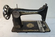 Antique SINGER Sewing Machine Treadle Head Model 127 Sphinx Working #G4170090