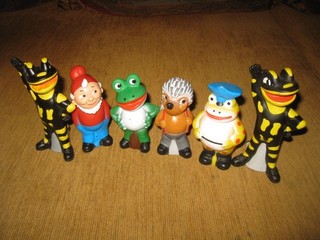 6 Figuren Salamander Plastik Unkerich Mecki Frosch Hopps 2mal Lurchi Gummi 70er