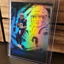 2021 Panini Illusions Emerald Rookie Mac Jones #64 New England Patriots Football