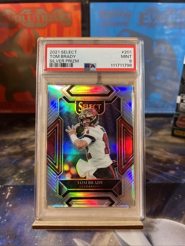 2021 Panini Select - Club Level Tom Brady #201 Silver Prizm PSA 9 Mint