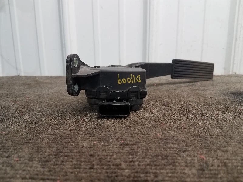 Chevrolet HHR 2006 pedal acelerador - DBW (conducción por cable)  Foto 3 de 4