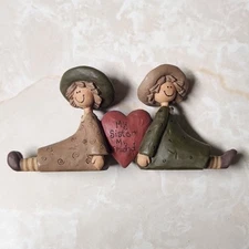 Blossom Bucket Suzi Skoglund My Sister My Friend Figure Heart Hats