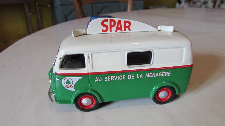 Peugeot D3A " SPAR ", en métal, éch. 1/43e - Photo 3/4