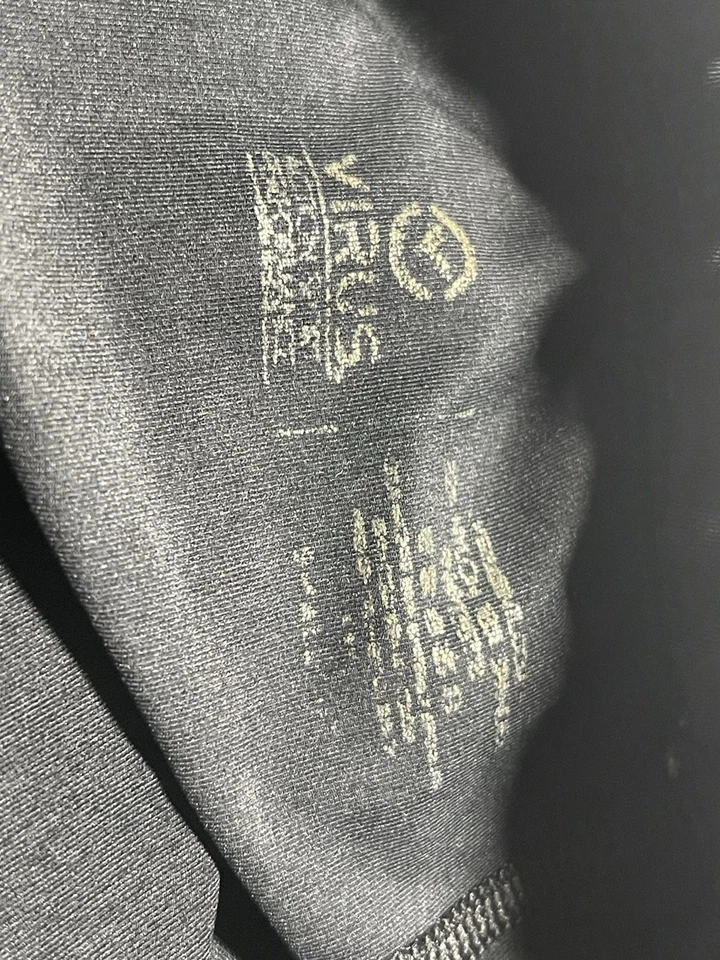 VIRUS Men's Energy Series Bioceramic™ Compression V3 Tech Pants (Au9X) Preowned - Image 3 of 3