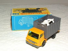 1960s MATCHBOX DIE-CAST TOY # 37 CATTLE TRUCK w/2 COWS MINT IN THE BOX