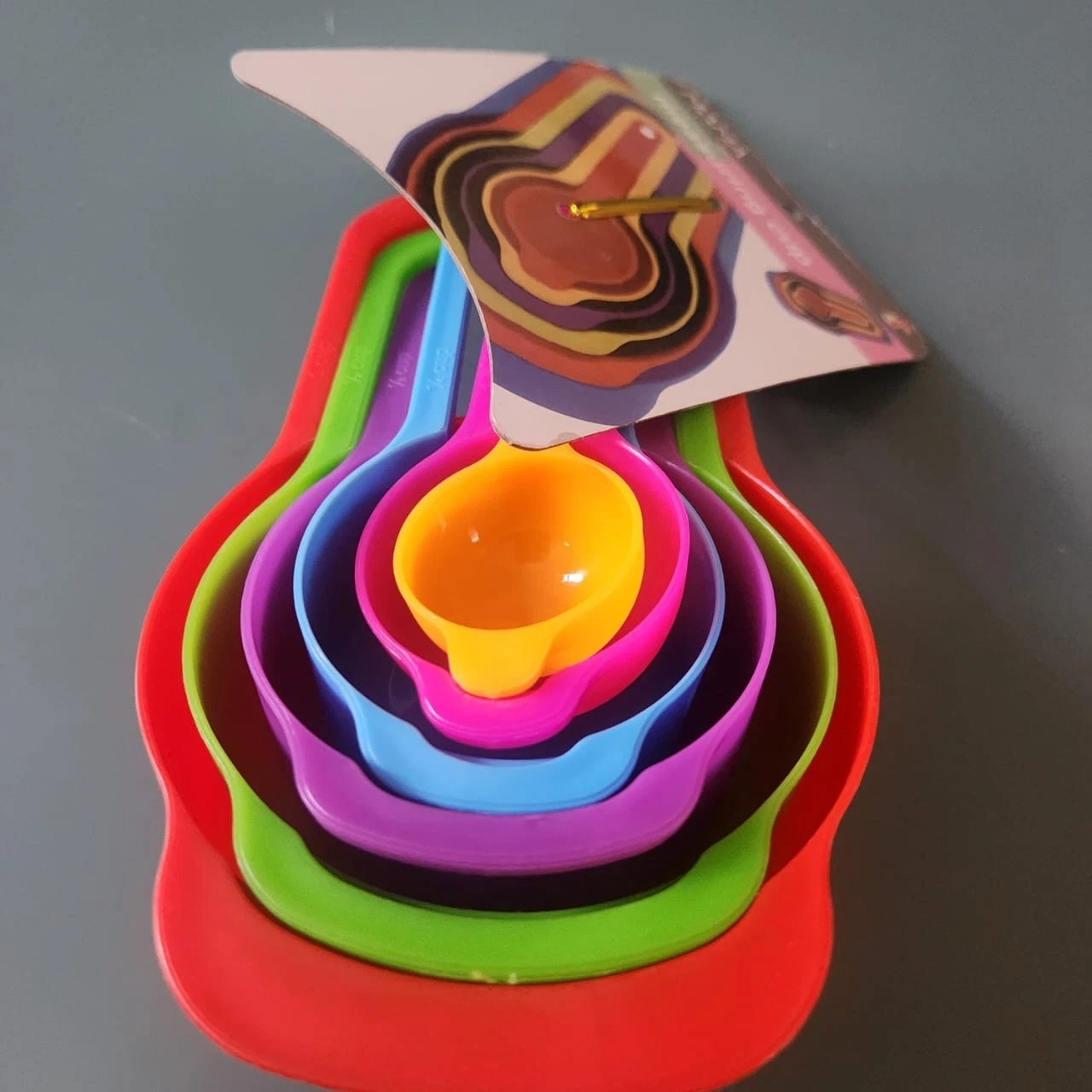 6-Pieces Colorful Measuring Cup Set | Vibrant Kitchen Cooking & Baking Tools
Opens in a new window o