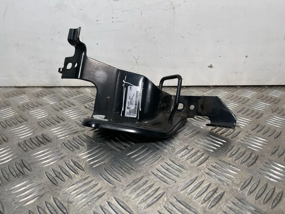 PIEZA INTERIOR MERCEDES-BENZ A45 AMG 2017 A1769200224 LIQ12445 Foto 2 de 4