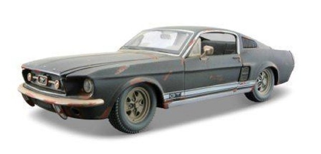 Maisto Old Friends Barn Find 1967 Ford Mustang Gt 1 24 In Need Of