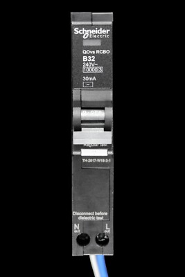 SCHNEIDER 32 AMP CURVE B 10kA 30mA RCBO TYP AC QO132B10RCBO30F QOVS