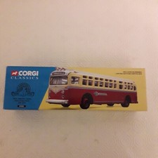 Corgi 54102 1:50 Scale GM4509 US Coach - Rew Arrow Lines Philadelphia