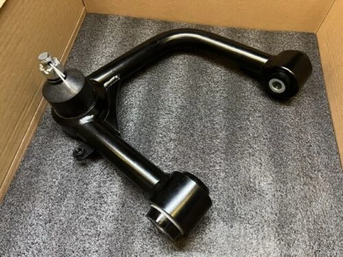 Front Upper Control Arm for Toyota Hilux GGN25R KUN26R GGN125R GUN126R GUN136R - Picture 2 of 6