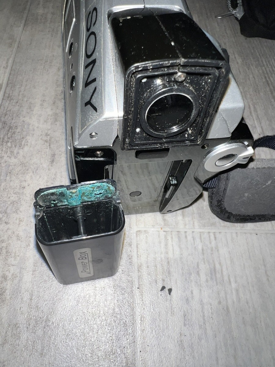 Sony Handycam Vision16 AiMax 3-in-1 Radio Digital Camera36mm Sony Handycam Vision16 AiMax 3-in-1 Radio Digital Camera36mm