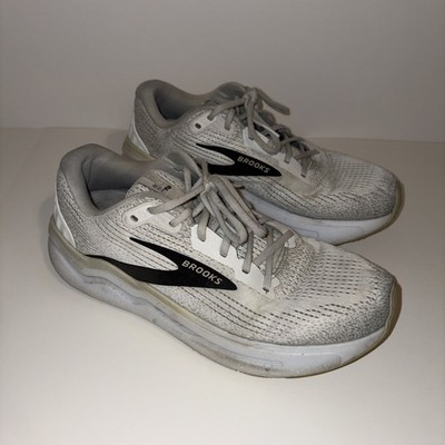 Brooks Ghost Max 2 Men's Running Shoes Size 10.5, White, Black, Gold