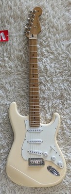 Fender FSR Player II Stratocaster Olympic White, Roasted Neck, CS Fat 50 Pickups