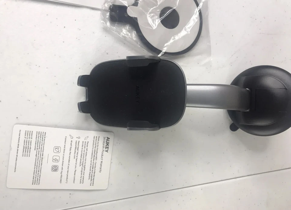 Aukey Dashboard Phone Mount Gray & Black HD-C50 New in Box - Image 3 of 4