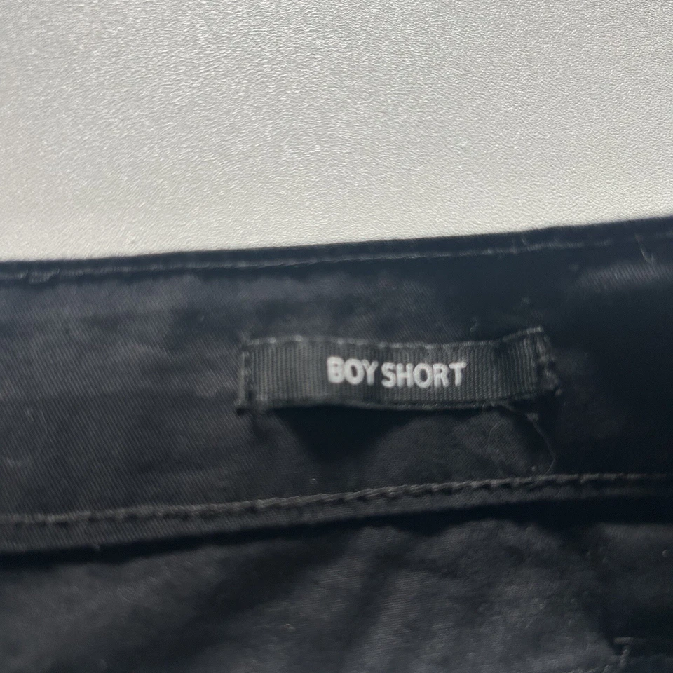 Nanette by Nanette Lepore Mujer Niño Corto Tiro Medio Negro Chino NUEVO Talla 4 Foto 4 de 4