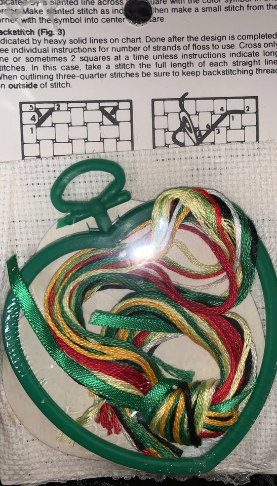 BERLIN CO. cat TIS THE SEASON TO BE JOLLY cross stitch ORNAMENT - Image 3 of 4