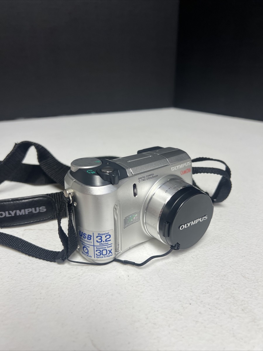 Olympus CAMEDIA C-740 Ultra Zoom 3.2MP Digital Camera