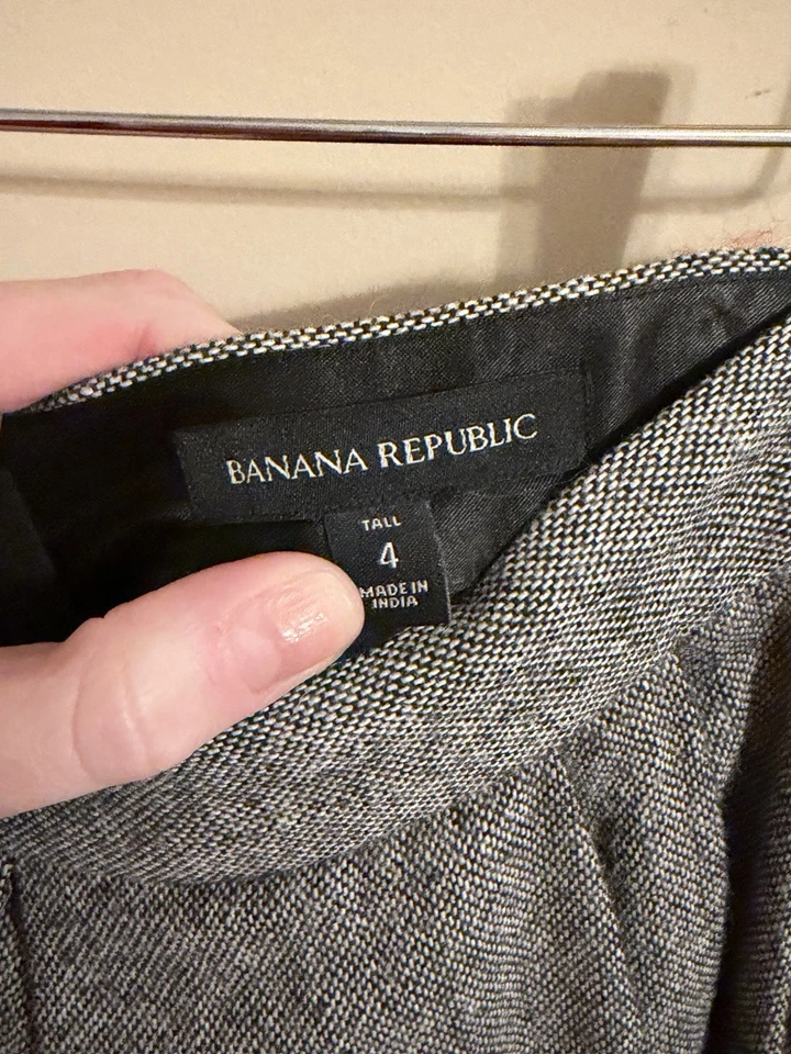 Banana Republic 女式灰色粗花呢羊毛裙 4 码高定制学院风 — 第 3/4 张图片