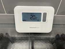 Honeywell Home T3R Wireless Programmable Thermostat Y3C71ORF T40