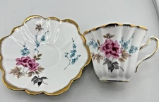 VTG Rosina Fine Bone China Tea Cup & Saucer Gold Rim Pink Red Flower England 50s