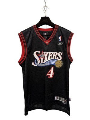 Vintage Philadelphia 76ers Jersey Mens Medium Black NBA Reebok Webber 2000s