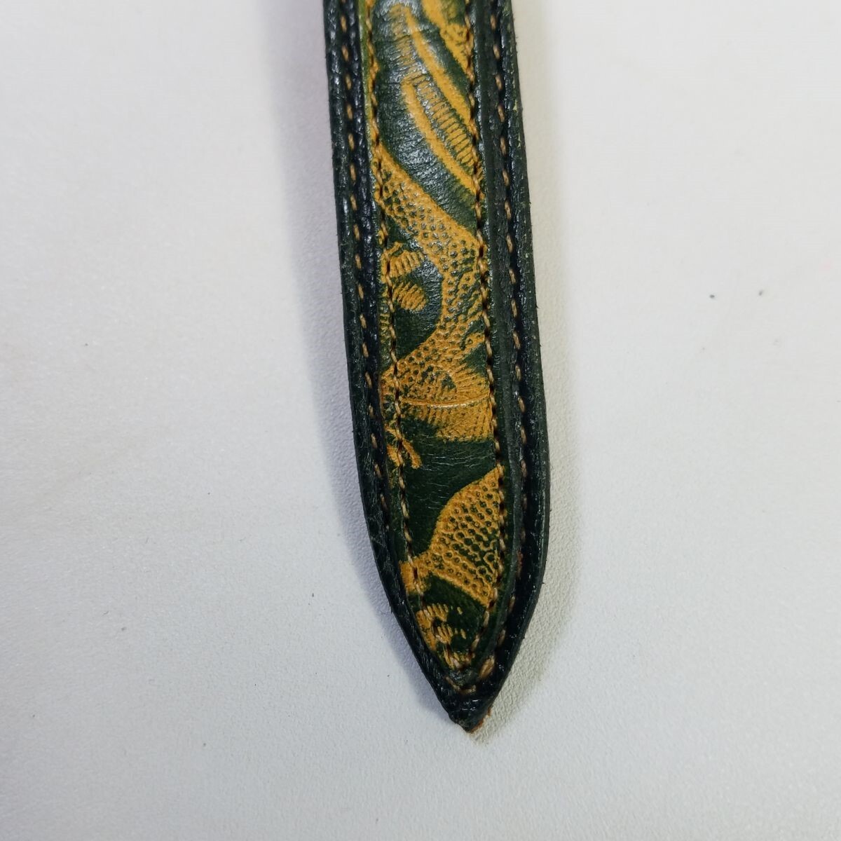 Vtg Tony Lama Ladies Leather Belt 28 Green Gold Pattern  display picture 1