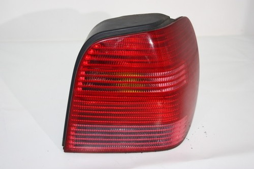 VW Polo 6 N2 Heckleuchte rechts, mit Lampenträger, Rücklicht