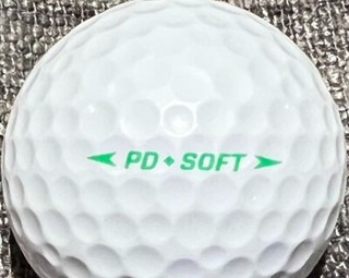 24 pelotas de golf suaves Nike PD. Gran sensación!!