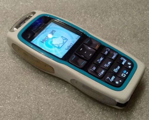 Nokia 3220 Mobile Phone On O2 Excellent Condition - Picture 8 of 12