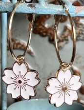 Gold Hoop Earrings with White Flowers. Bloom