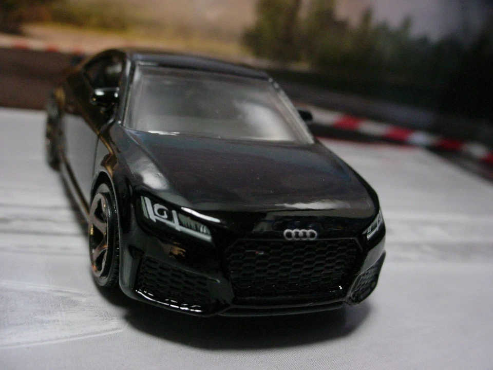 2023 AUTOBAHN EXPRESS IV Design Exclusive '19 AUDI TT RS ☆black☆Matchbox - Image 4 of 4