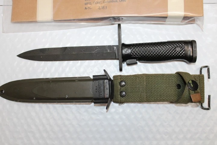 Cuchillo para rifle MILPAR COL M6 edición militar de Estados Unidos era Vietnam con juego de vaina M8A1 A Foto 2 de 4