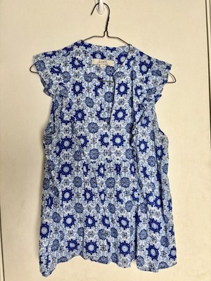 LOFT Blue Geometric Print Flutter Sleeve Ruffle Trim Blouse Top Sz Small Cotton