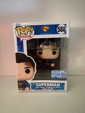 Funko Pop! Vinyl: DC Universe - Superman - Funko (Exclusive) #588