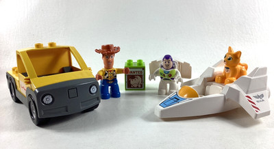 LEGO Duplo Toy Story Woody Buzz Lightyear Spaceship Cat Pizza Planet Truck